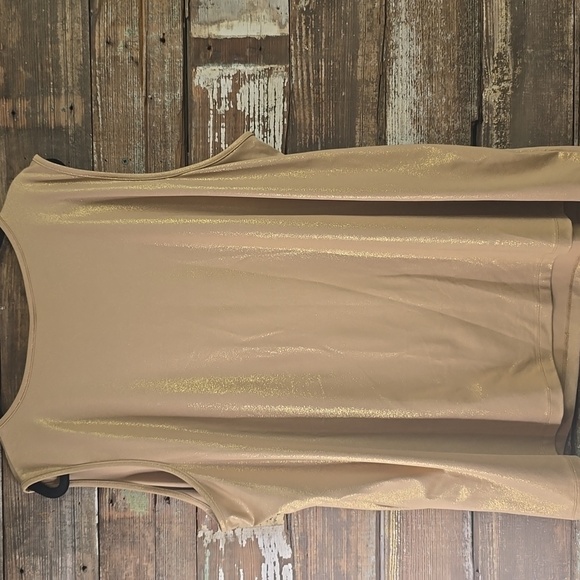 Catherines Shimmering Gold Tank Top, Plus Size 3X - Picture 2 of 4